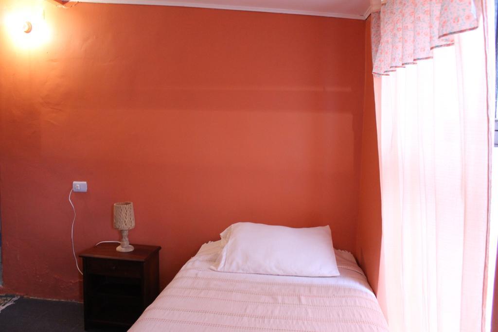 Hostal Cali Putre Cameră foto